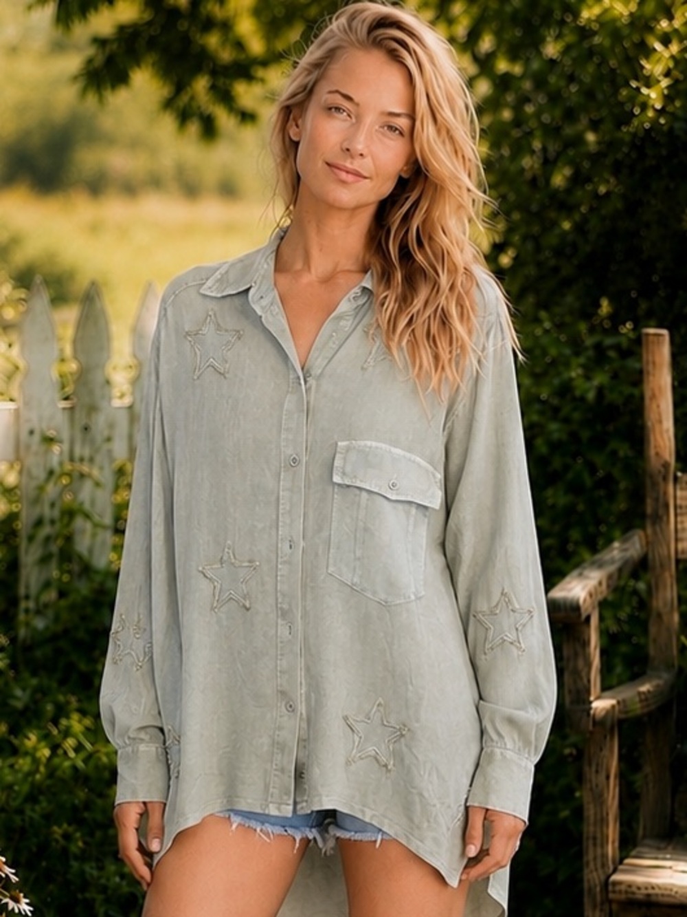 Easel Oversized Star Appliqué Button-Down Shirt – Large